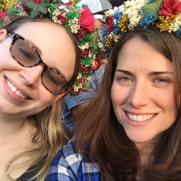 Meet your Posher, Eileen - Picture 1 of 3